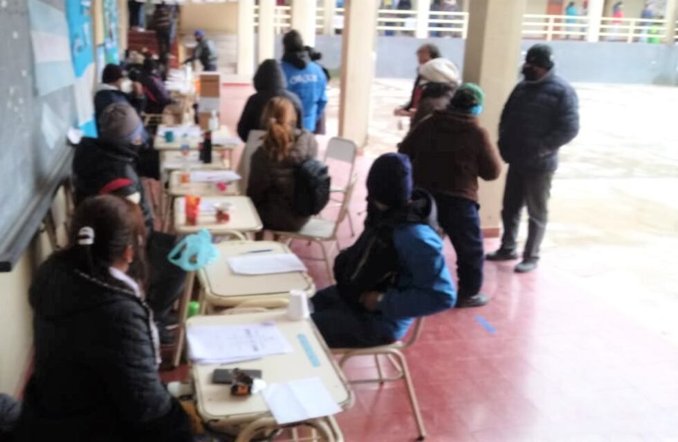 Elecciones en Jujuy: en pandemia y con frío, sufragó más del 60% del padrón