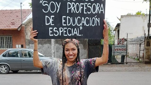 Micaela Romano, la joven trabajadora rural que se recibió de docente.