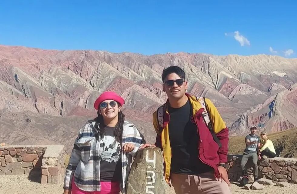 Familiares de los turistas fallecidos en Humahuaca aguardan novedades