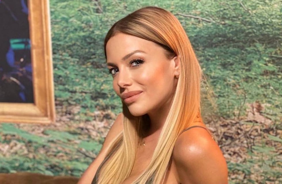 Con una bikini negra, Evangelina Anderson recordó sus vacaciones en Marbella