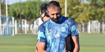"Se me hizo un nudo en la garganta", aseguró Hernán Medina, quien este jueves confirmó que deja Racing (La Voz).