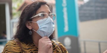 La jefa del Programa de Inmunizaciones, Iris Aguilar, destacó que la vacuna para menores de 3 a 11 años es eficaz y recomendable. Gobierno de Mendoza