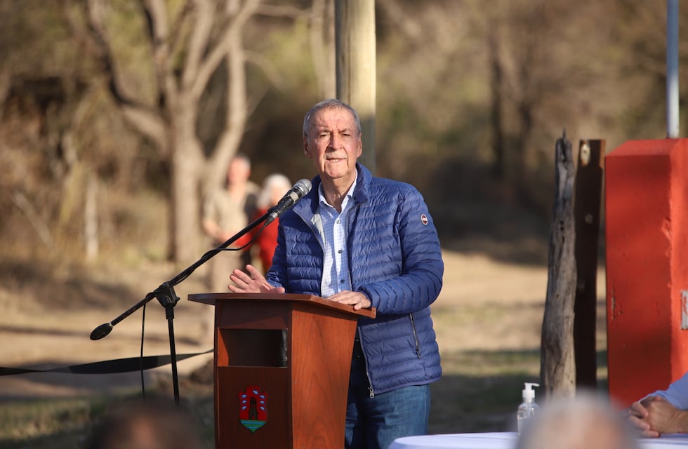 Juan Schiaretti sobre la candidatura a Presidente y la grieta que es “un laberinto”