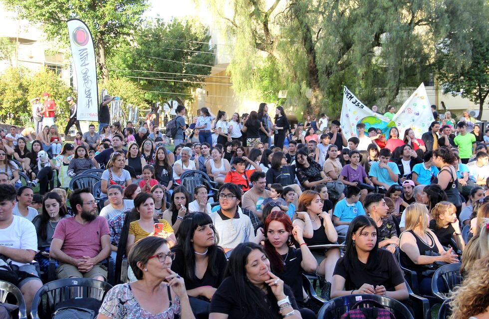 Superarte Carlos Paz: el certamen que combina arte y concientización