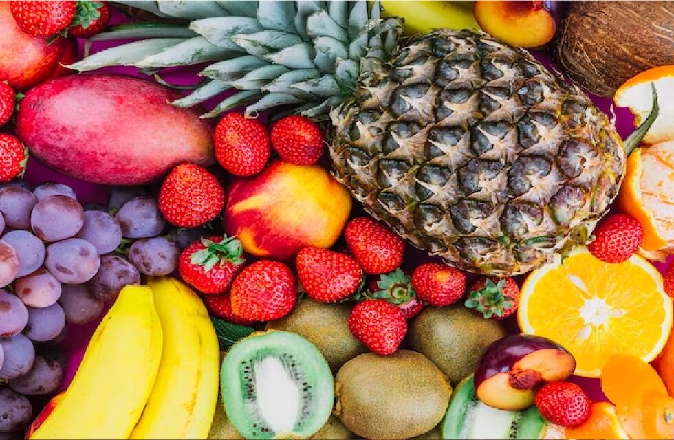 Las mejores frutas para refrescarse y combatir la ola de calor este verano