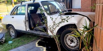 Pese a la violencia del impacto no hubo heridos graves (foto del Twitter del periodista Leonardo Guevara).