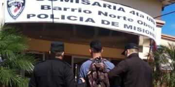 Oberá: a punta de pistola, le sustrajo el celular a un remisero y luego fue detenido.