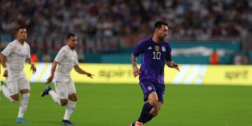 Lionel Messi le metió dos goles a Honduras.