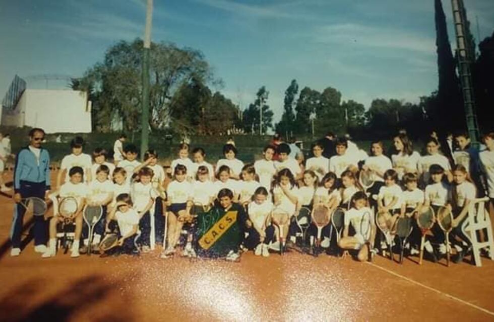 Colorinches tresarroyenses: La infancia y los clubes