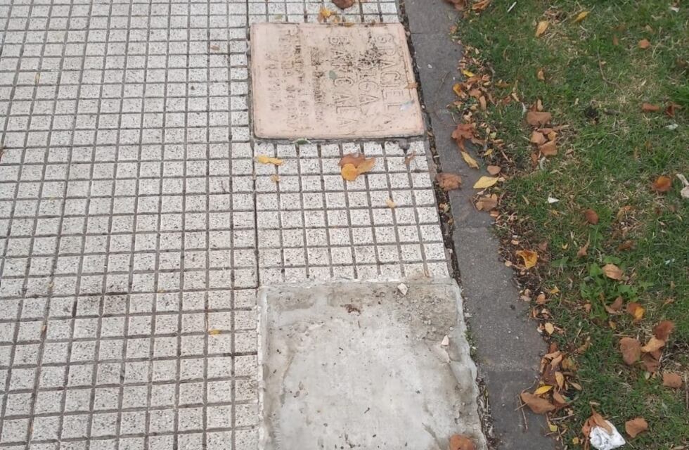 Vandalizaron Baldosa por la Memoria en la plaza San Martín