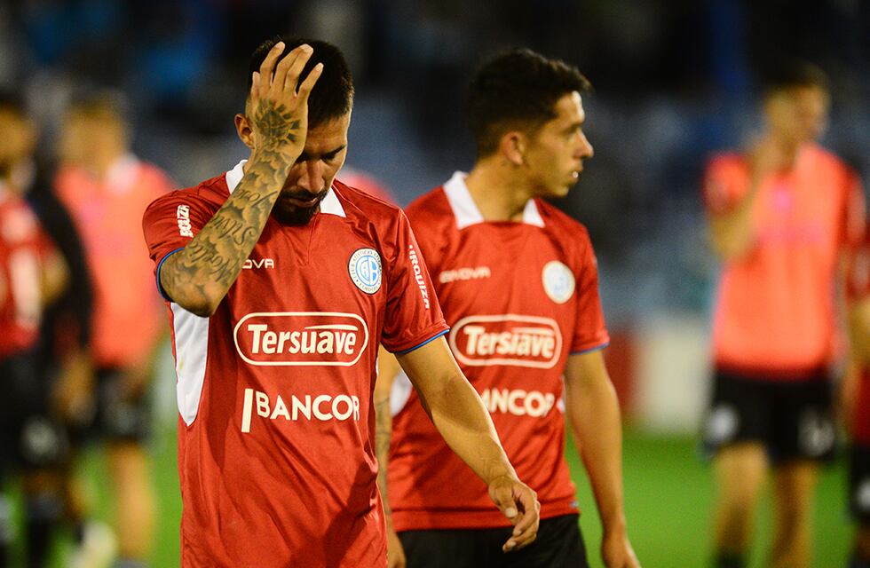 El empate con sabor a derrota de Belgrano, en un final para el infarto: cómo quedó en la tabla
