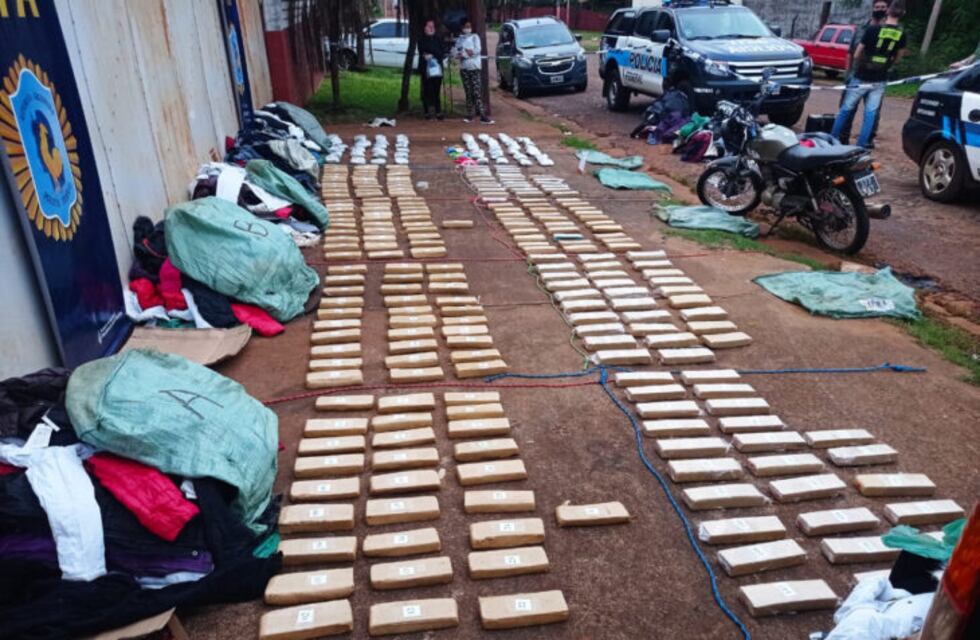 Secuestraron más de 280 panes de marihuana