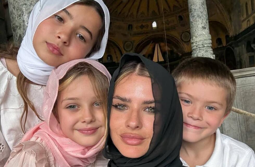 Se filtró cuánto cuesta el exclusivo colegio que eligió la China Suárez para sus hijos en Turquía