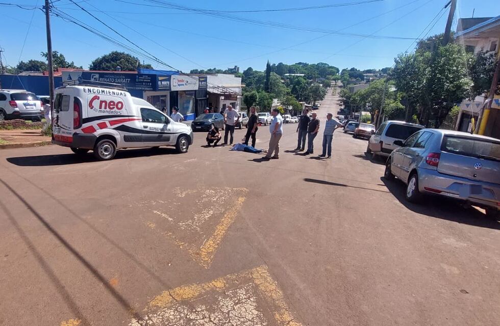 Siniestro vial en Oberá dejó como saldo a una mujer herida