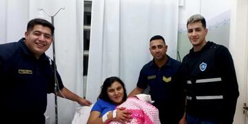 Un heroico parto asitido en un domicilio de La Falda