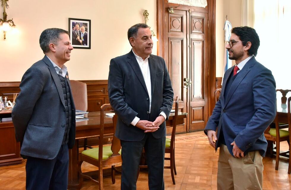 Visita del cónsul general del Perú en Buenos Aires, Luis Felipe Isasi