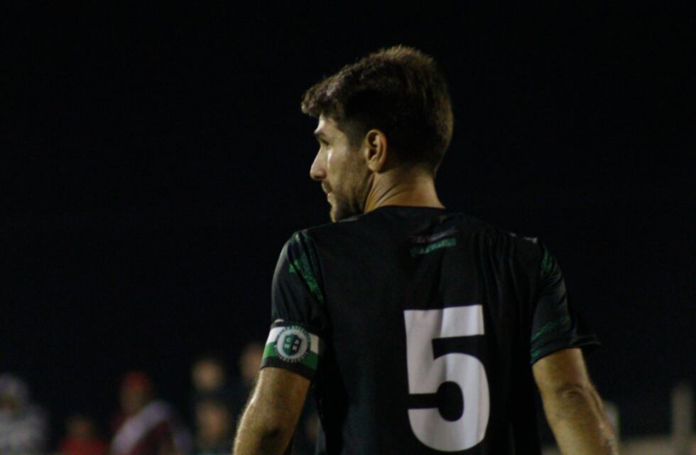 Leonardo Ponzio se rompió los ligamentos y se suspendió el amistoso contra Maxi Rodríguez