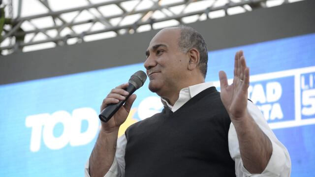 El gobernador participó de un encuentro de mujeres en Los Gutiérrez