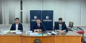 Las nuevas autoridades del Concejo: el presidente Lisandro Mársico, junto al secretario Nicolás Abdala y el prosecretario Franco Laorden