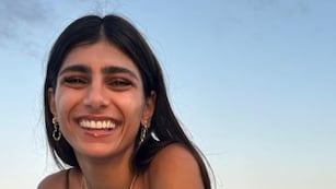¡Infartante! Mia Khalifa jugó al borde de la censura posando en ropa interior y desató pasiones