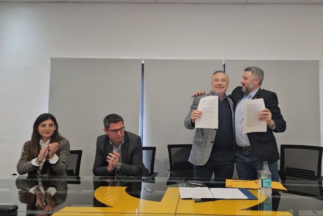 Córdoba y Misiones estrechan sus vínculos con nuevos acuerdos en biotecnología y economía del conocimiento.