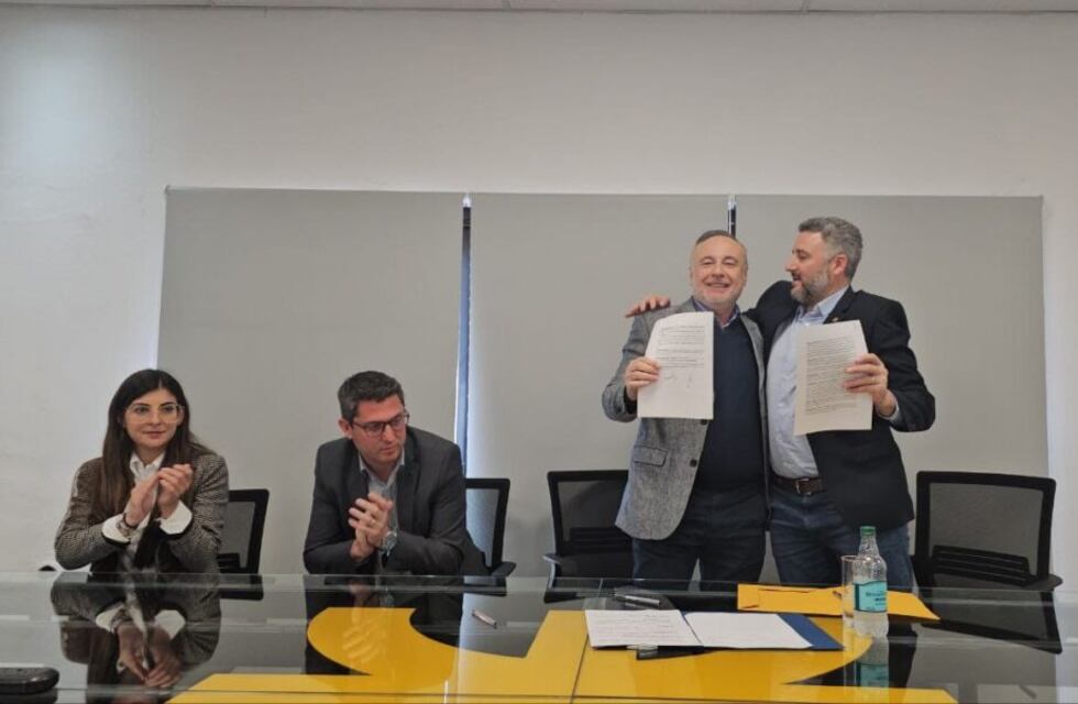 Córdoba y Misiones estrechan sus vínculos con nuevos acuerdos en biotecnología y economía del conocimiento