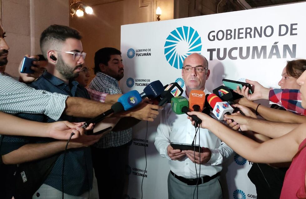 Lichtmajer aseguró que no permitirán el abuso en los precios de las cuotas de los colegios privados