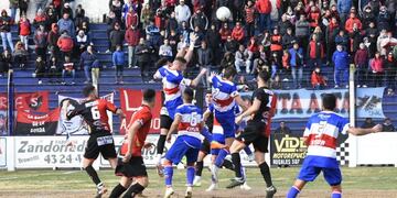 Rosario - Sporting van por la victoria en el clásico de Punta Alta