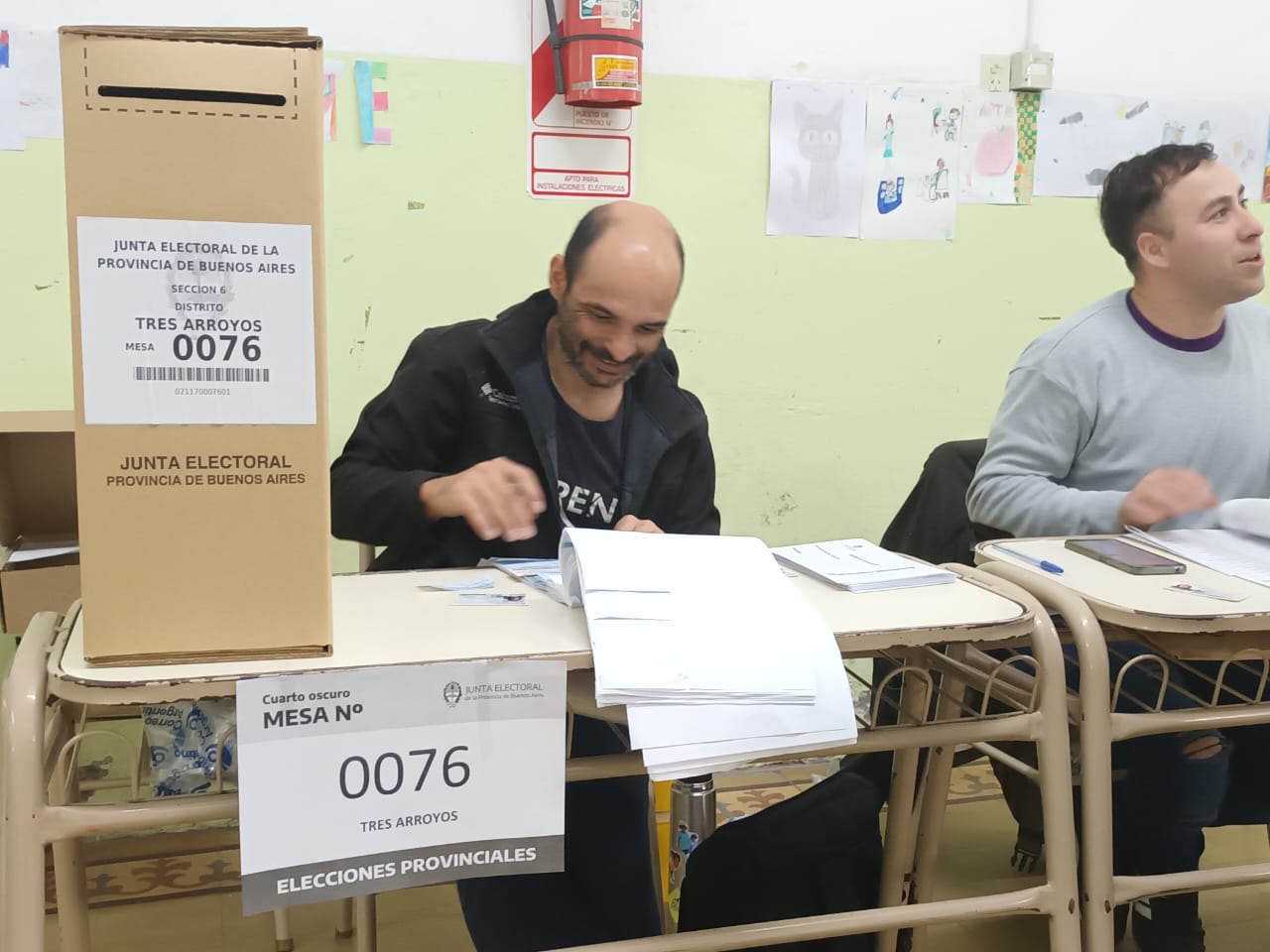 Falta de fiscales y autoridades de último minuto las características de la elección en Tres Arroyos