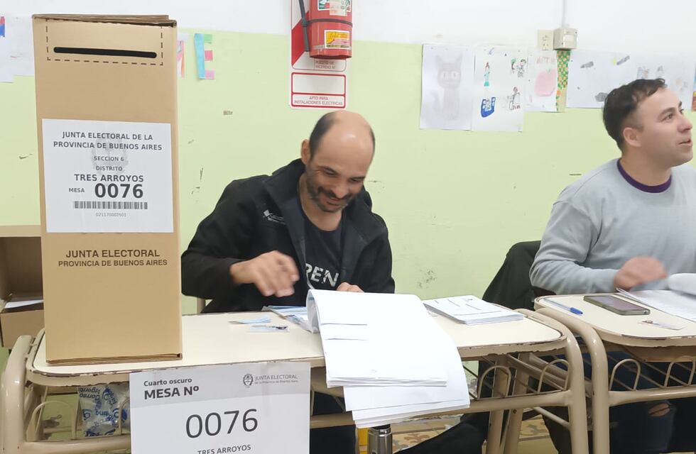 Falta de fiscales y autoridades de último minuto las características de la elección en Tres Arroyos