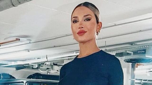 Agustina sorprendió con un look total black.