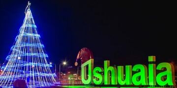 Se realizará el encendido del árbol ubicado al lado del cartel de Ushuaia.