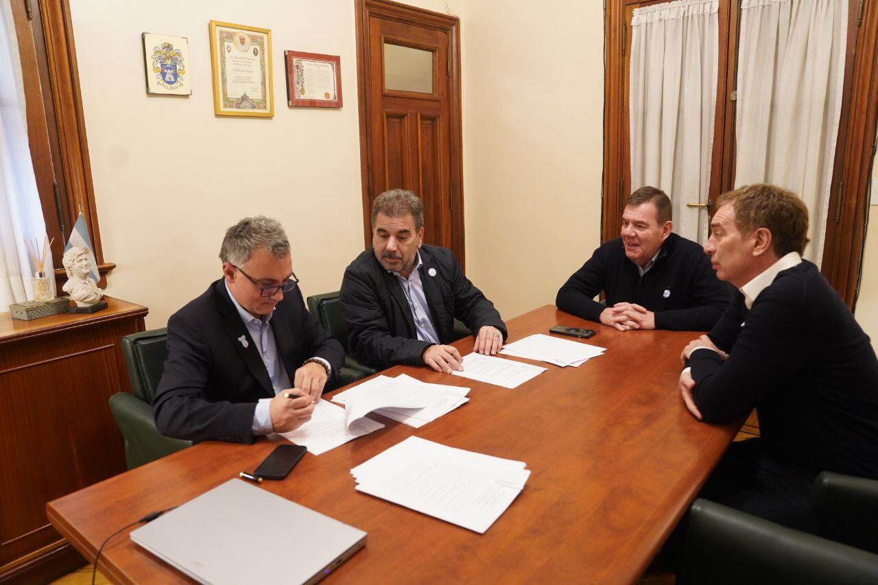 Acuerdo La Libertad Avanza y PRO en Buenos Aires: Sebastián Pareja, Cristina Ritondo, Guillermo Montenegro y Diego Santilli. (@SPareja_)
