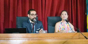 12 concejales de la oposición pidieron la remoción de Paula Bermejo de la presidencia del Concejo Deliberante.