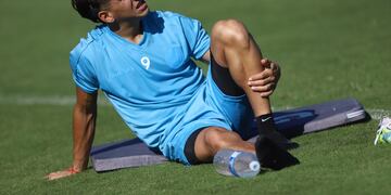 Entre los cambios para el lunes ante Chaca, se perfila el de Tomás Asprea por el juvenil Barbero, lesionado.