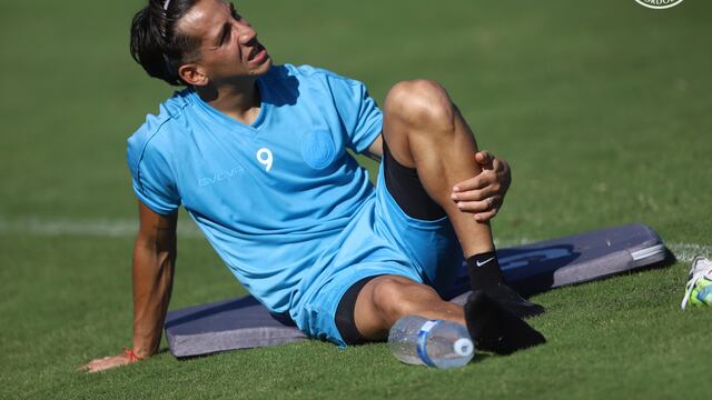 Entre los cambios para el lunes ante Chaca, se perfila el de Tomás Asprea por el juvenil Barbero, lesionado.
