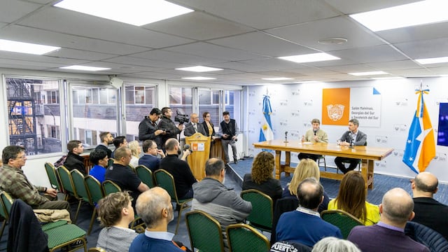 Firman convenios para la reactivación económica, el Turismo sostenible e industrias culturales