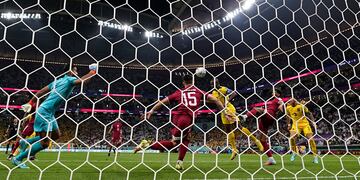 Ecuador goleó 2 a 0 a Qatar (Foto: AP).