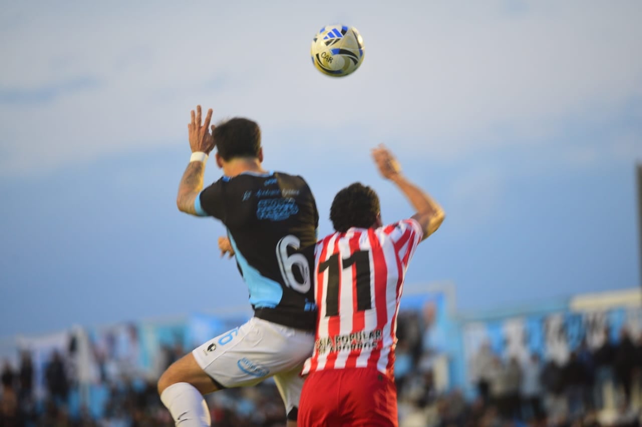 Racing de Nueva Italia recibió a San Martín de Tucumán por la Primera Nacional. (Javier Ferreyra / La Voz)