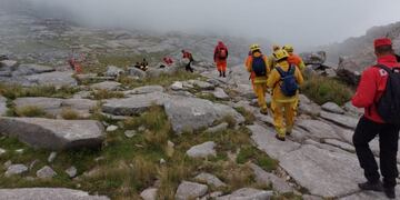 Las nubes complican las tareas de búsqueda del turista perdido en el Cerro Negro (foto,La Voz).
