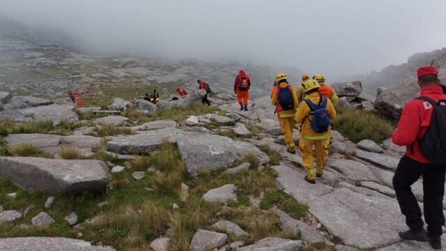 Las nubes complican las tareas de búsqueda del turista perdido en el Cerro Negro (foto,La Voz).