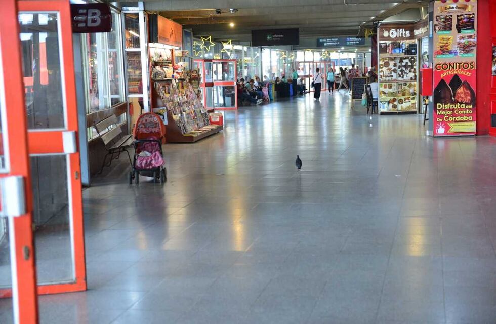 Un turista riojano reclamó por el precio de una botella de agua en Córdoba y provocó polémica en redes