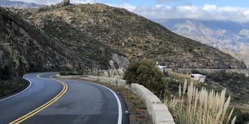 El trágico hecho ocurrió sobre la ruta provincial E-34, camino de las Altas Cumbres de Córdoba. (Imagen ilustrativa / Web)