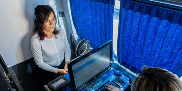 Cambian la leyenda “Héroe” a “Heroína” en el DNI de una Veterana de Guerra fueguina