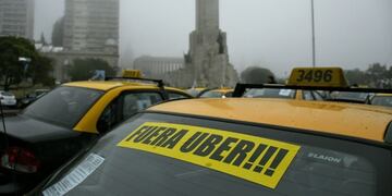 Taxistas de Rosario volverán a protestar contra Uber
