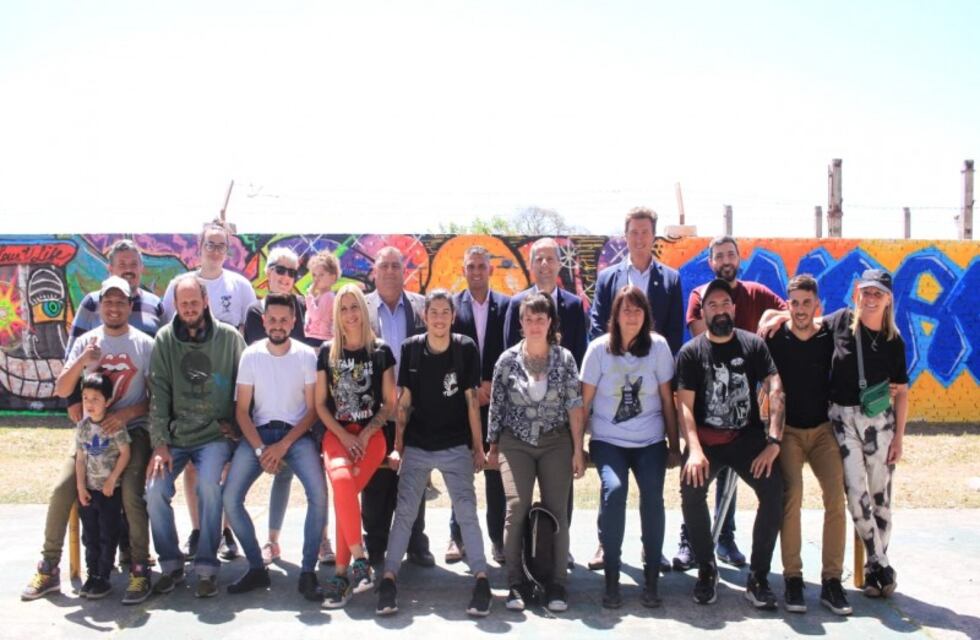 Los Murales de Cervantes ya brillan en la ciudad