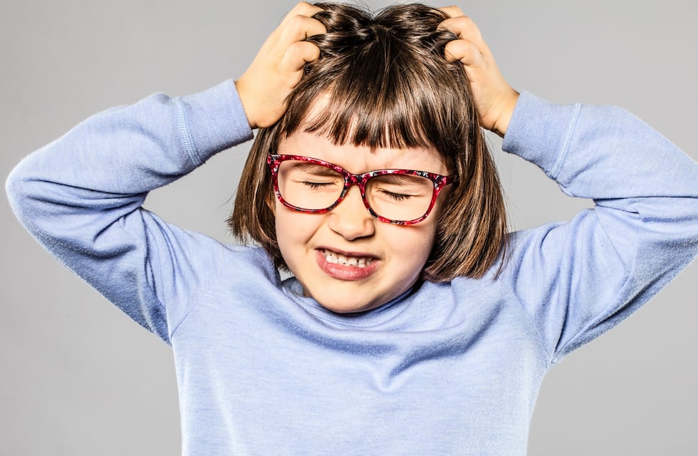 ¿Qué significa soñar con piojos? El mensaje oculto detrás de este sueño tan incómodo