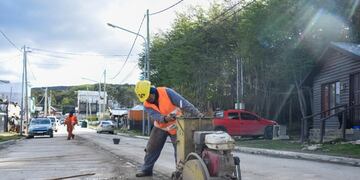 Se mejorará el drenaje existente, con mayor capacidad y evitar el anegamiento que se produce en su intersección con la calle Karukinka Norte.
