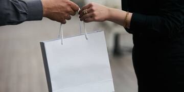 Es abogado y un cliente le agradeció con un regalo increíble: “¿Lo salvaste de pena de muerte?”