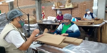 El Ministerio de Acción Cooperativa visitó una fábrica recuperada en Puerto Rico